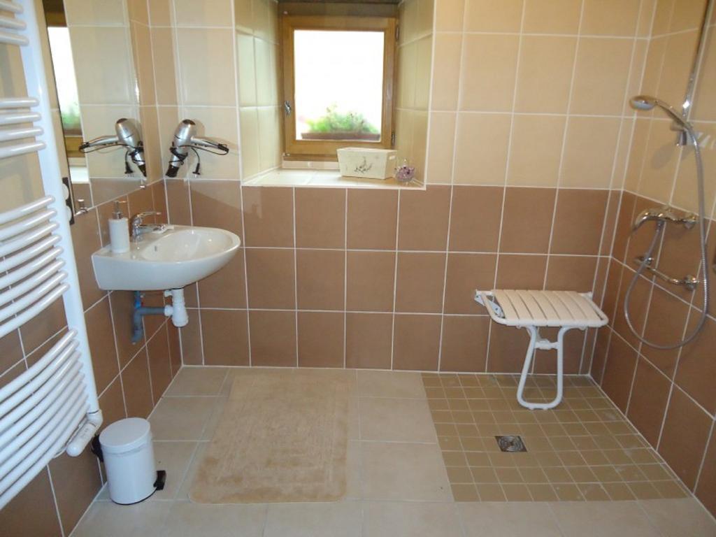 Ferme Cidricole Hugues Desfrieches Bed & Breakfast Sainte-Marguerite-de-Carrouges Oda fotoğraf